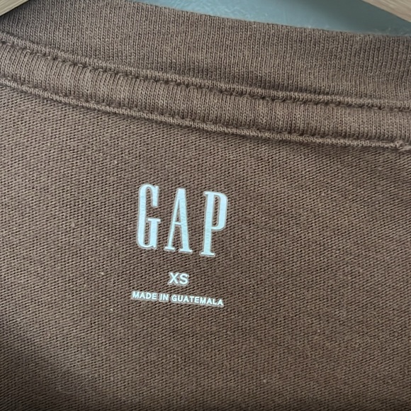 GAP Logo T-Shirt - Picture 5 of 5